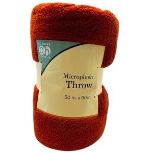 Barn Red 50 x 60 Inches Soft Fuzzy Throw by At Home.  New with Tags.